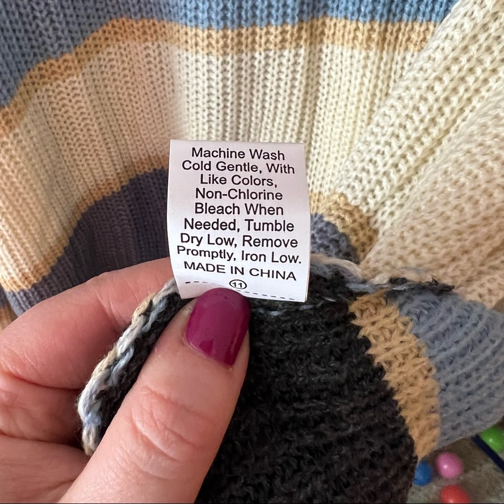 NWT Aluna Levi Blue Striped Sweater Size Large Boutique Fall Winter Relaxed - Picture 5 of 6
